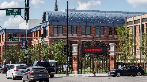 Una estudiante de la universidad DePaul fue tocada inapropiadamente mientras caminaba en el campus de Lincoln Park.