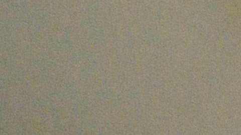 Un grupo de personas a las afueras del Club de Corresponsales Extranjeros (FCC) en Hong Kong protestan por la encarcelación de las periodistas de Wa Lone y Kyaw Soe Oo.