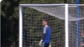 Gonzalo Higuaín perdió los estribos y confrontó a sus compañeros del Chelsea