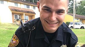 Un niño llama al 911 para "hacer amigos".