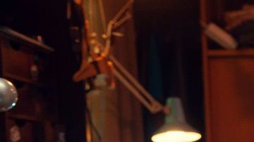 Maximilian Mundt en "How to sell drugs online (fast)"