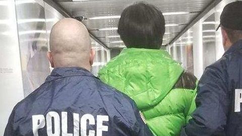 La Oficina de Prisiones colabora con ICE para ejecutar deportaciones.