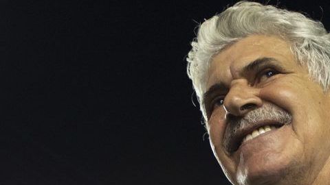 Aficionados de los Tigres de la UANL quieren homenajear al Tuca Ferretti..