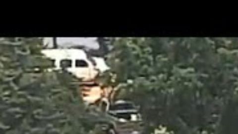 Hay casas a punto de caer al río en Oklahoma.