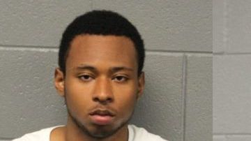 (Izq.) Rodney Jones de 18 años y Charles Franklin de 19 años.