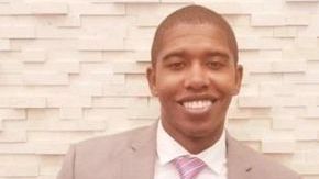 John Martin Hill había cambiado su nombre en al menos cinco ocasiones.