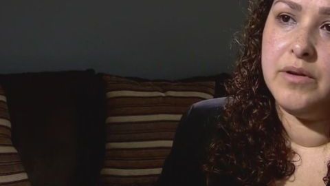 Meza trabaja como profesora de español en la escuela católica Assumption.