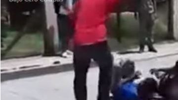 Las formas de solucionar el problema del maestro llaman la atención.