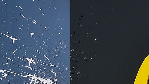 Entre las demandantes, está una mujer que fue despedida por denunciar a su jefe acosador.