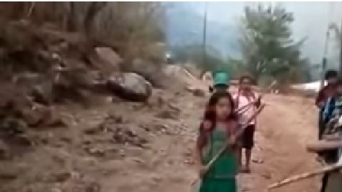 Niños aseguran que combatirán a criminales.