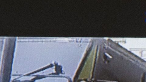 Una pantalla muestra un sistema de reconocimiento facial para el cumplimiento de la ley durante la Conferencia de Tecnología de NVIDIA GPU, que mostró sistemas de inteligencia artificial, realidad virtual y máquinas autónomas, en Washington.