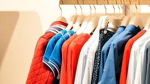 Es recomendable que hasta la olfatees para estar totalmente seguro que te conviene comprarla.