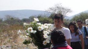 La población despidió al pequeño Santiago.