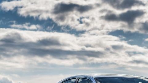 shutterstock_1048867922