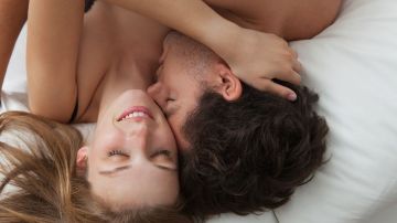Las expresiones de afecto durante el acto sexual son clave en la pareja.