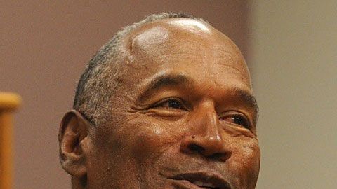 Kris Jenner y O. J. Simpson.