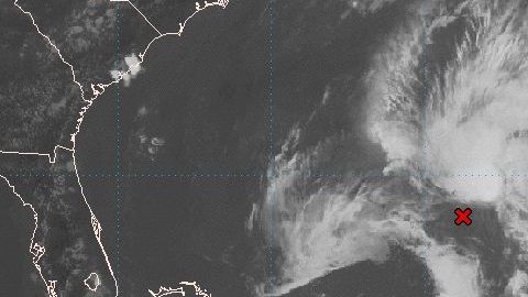 A medida que el sistema de bajas presiones avance hacia el norte o el noreste se produciría la formación de Andrea, según el NHC, con sede en Miami.
