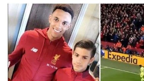 El balonero y jugador de la cantera del Liverpool Oakley Cannonier.