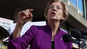 Warren sigue ganando terreno entre los demócratas