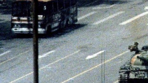 El "hombre del tanque", una imagen que le dio la vuelta al mundo.