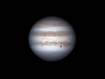 Júpiter realiza su mayor acercamiento a la Tierra.