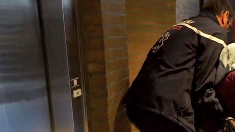 Alain viajó con sus hijos hasta el consultorio del doctor de Locht.