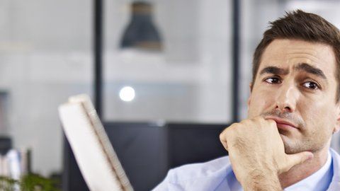 Decir que tu defecto es algo que nadie creería, no es lo mejor.