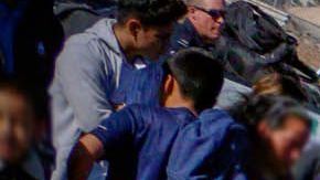 Un grupo de más de 1000 inmigrantes capturado por la Patrulla Fronteriza.