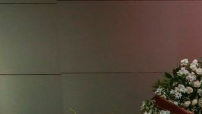 Cientos de personas despiden al futbolista José Antonio Reyes.