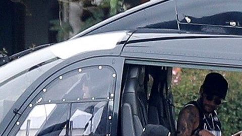 Neymar llegó en helicóptero al entrenamiento de Brasil en Teresópolis bajo la mirada atenta de la policía.