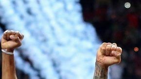 Jugadores de Portugal celebran la consecución de la Liga de Naciiones de la UEFA.