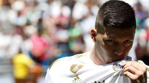 Luka Jovic fue presentado oficialmente como nuevo jugador del Real Madrid