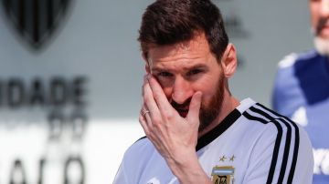 El astro de la selección Argentina Lionel Messi no tiene jugadores a la altura según Simeone.