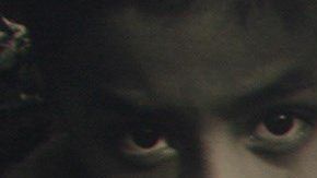 Joseph Seitz, obispo de El Paso. cruza la frontera con migrantes que pedirán asilo.