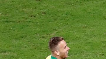 Jugadores de Brasil celebran al final del partido Brasil-Paraguay de cuartos de final de la Copa América.
