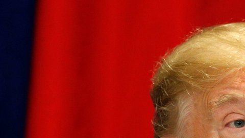 Trump exhibe un estilo peculiar de tratar con otros países .