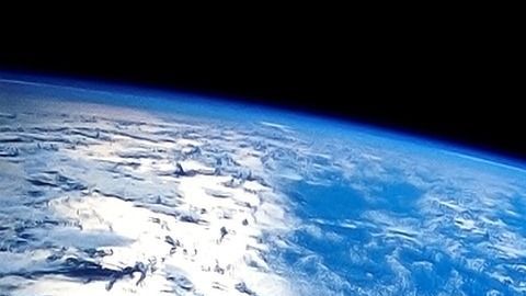 asteroid-3642332_1920