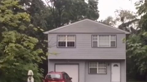La vivienda donde sucedió la tragedia en Central Islip