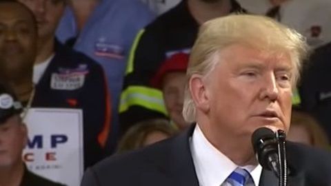 Trump también ha asegurado en Twitter que "todo el mundo está muy contento con el acuerdo con México"