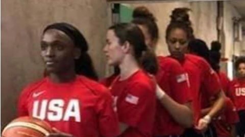 La diferencia de estatura entre Estados Unidos y El Salvador es abismal