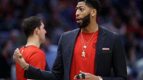 Anthony Davis durante la temporada regular de la NBA.