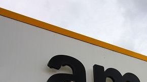 gettyimages-1128611427-594x594