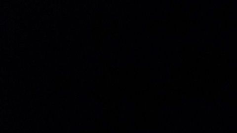 El presidente Trump busca terminar con apoyos de vivienda a indocumentados.