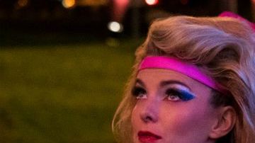 Betty Gilpin y Alison Brie en "Glow"