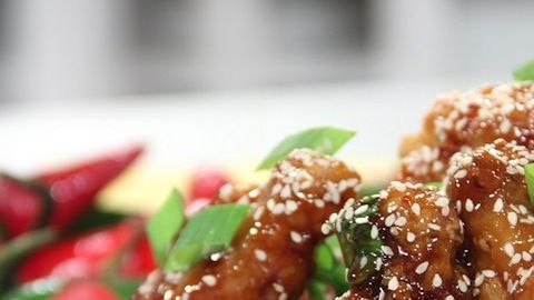 Alitas de pollo dulce-picantes.