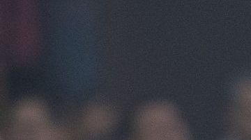 Roberto Alvarado festeja su gol con la selección mexicana ante Venezuela, en Atlanta.