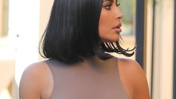 Photo © 2019 Backgrid/The Grosby Group
Spain: Lagencia Grosby

EXCLUSIVE

Calabasas, CA, 17 June, 2019.

Kim Kardashian leaves a Calabasas office in a revealing top, sweatpants and a pair of Adidas Yeezys.