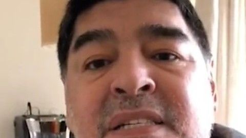 Diego Armando Maradona enfurece con la prensa por los rumores de que padece Alzheimer.