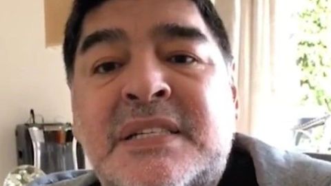 Diego Armando Maradona enfurece con la prensa por los rumores de que padece Alzheimer.