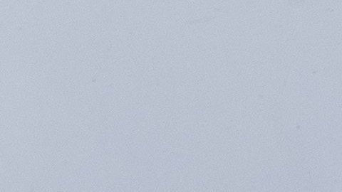 La edad promedio es 38.2.